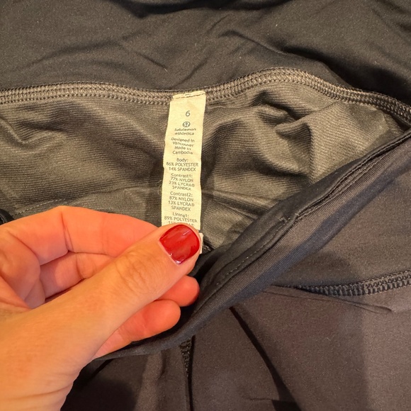 Lululemon Running shorts - Picture 3 of 4